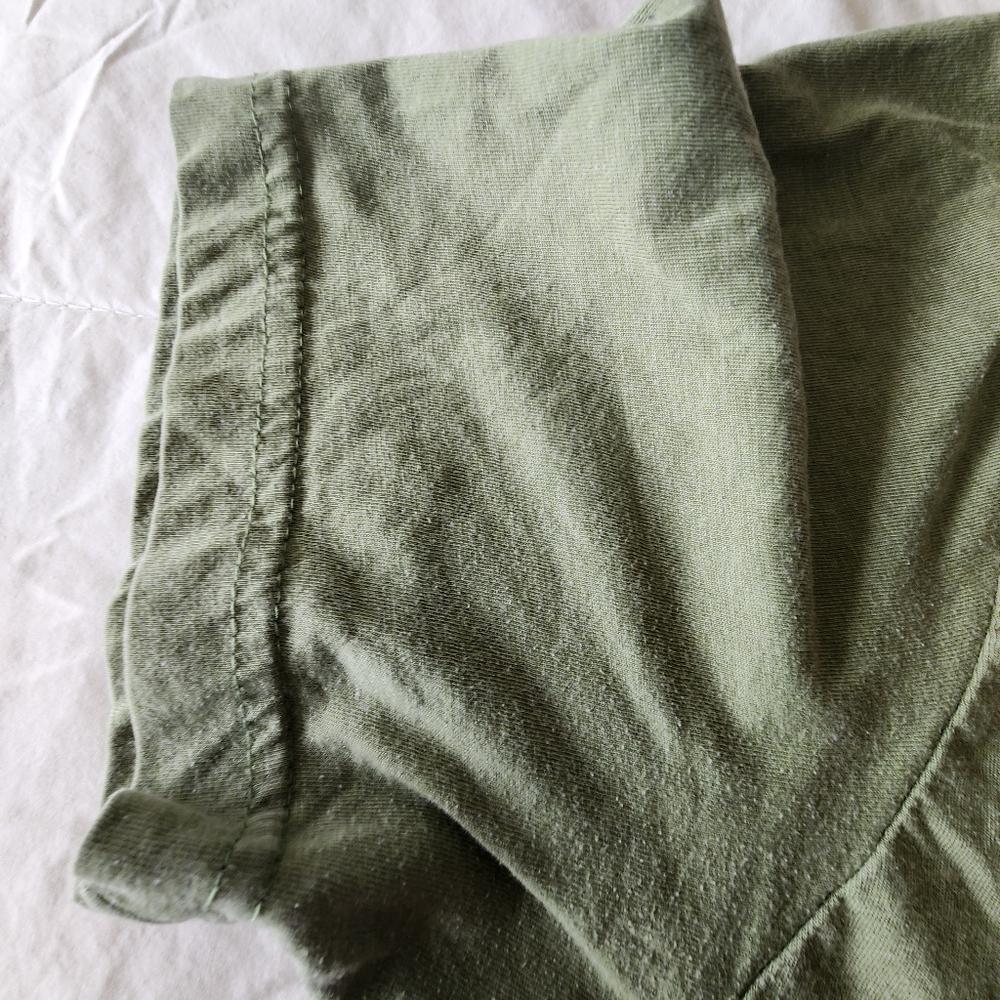 2 v-neck tees - Picture 3 of 9